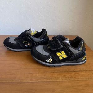 New Balance 574 “Peanuts” Toddler shoes Size: 10 Color: Black, Yellow